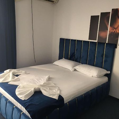 Hotel Blue Bukurešť Exteriér fotografie