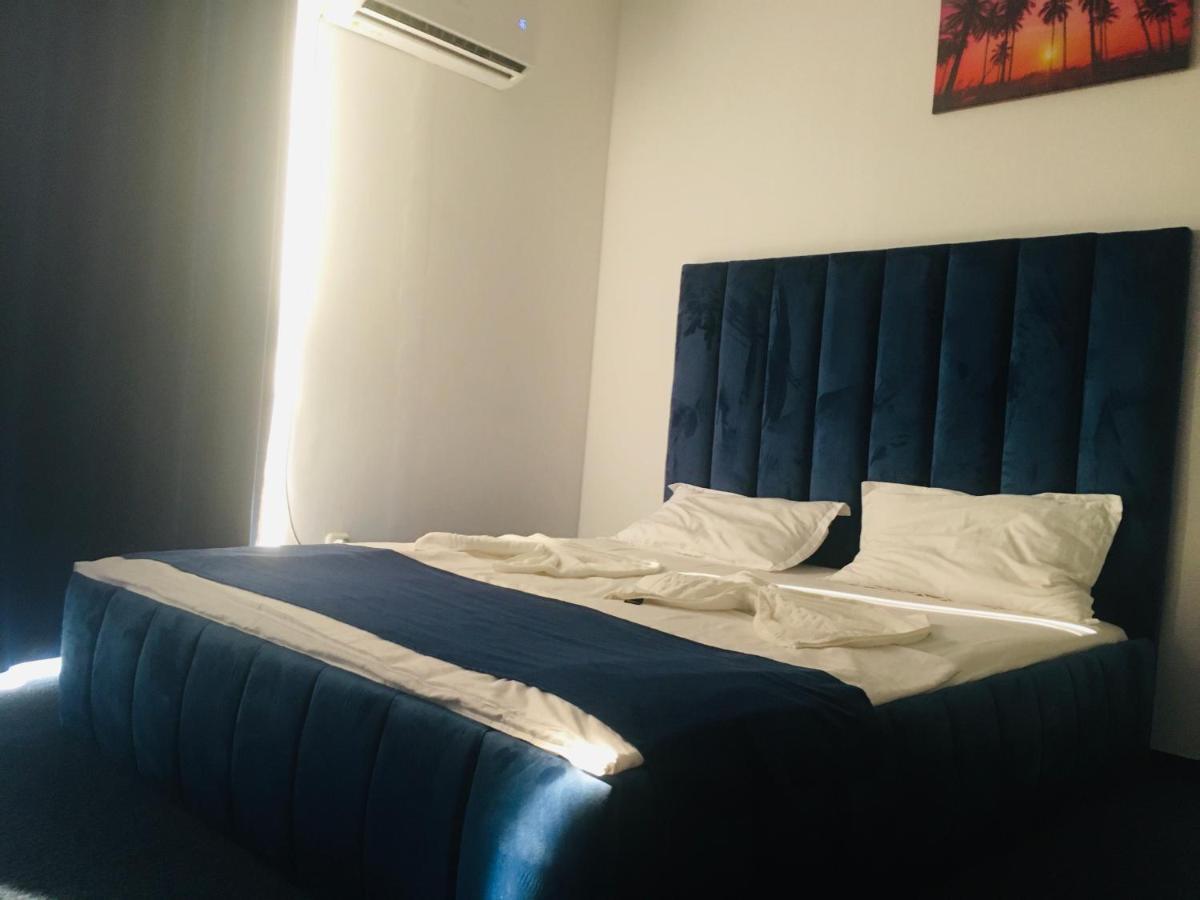 Hotel Blue Bukurešť Exteriér fotografie