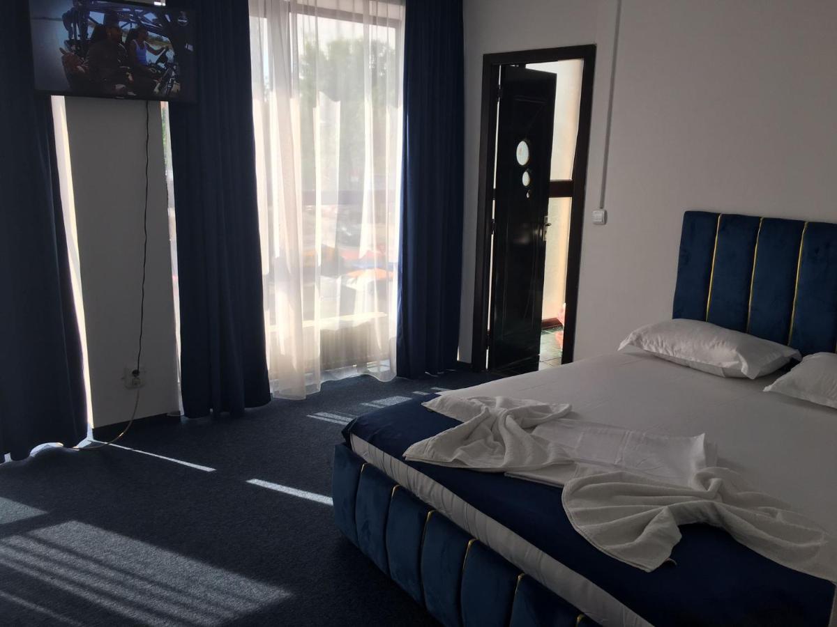 Hotel Blue Bukurešť Exteriér fotografie