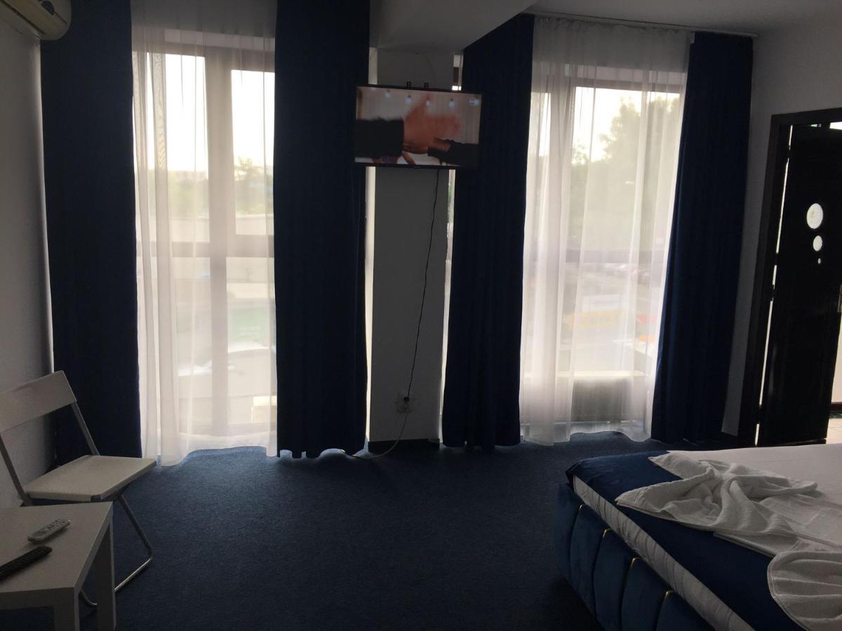 Hotel Blue Bukurešť Exteriér fotografie
